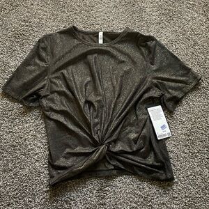 Lululemon Women’s Shirt
